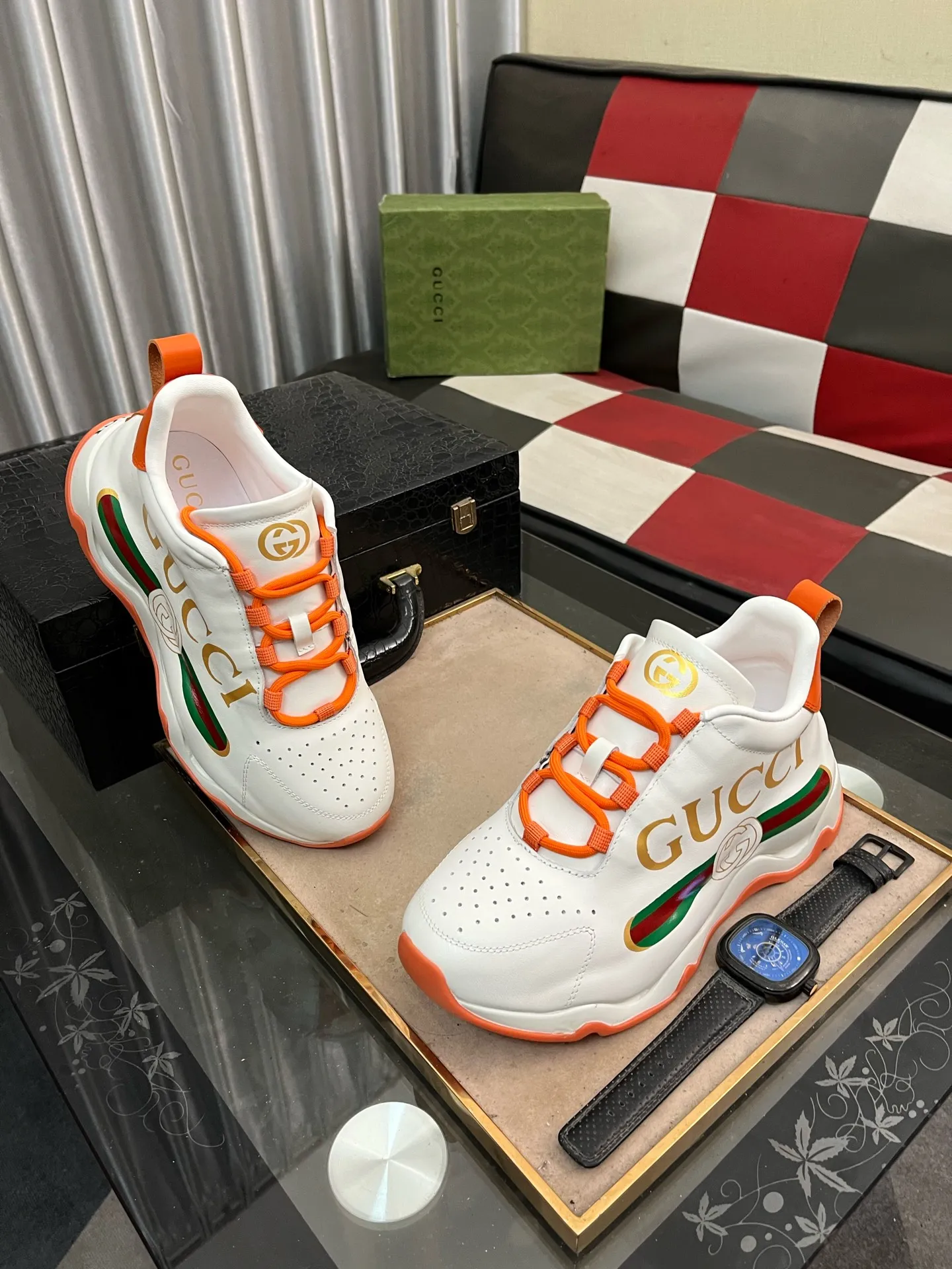 Men's shoes 💰640⌚️⌚️[Gucci] Gucci's latest casual men's shoes, welcome to 1:1 comparison, the most popular Hong Kong counter casual shoes, counter quality, support inspection, high-quality workmanship, the upper is made of Italian imported calfskin, breathable mesh insole original fashion sports outsole, casual fashion, high-end quality, size: 38-442️⃣Colors available